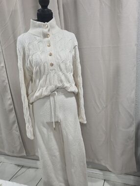 Splendid Cream Knit Button-Front Sweater & Wide-Leg Pants Set
